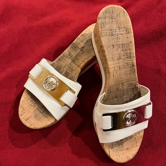 Michael Kors white cork wedge slip on - Picture 3 of 4